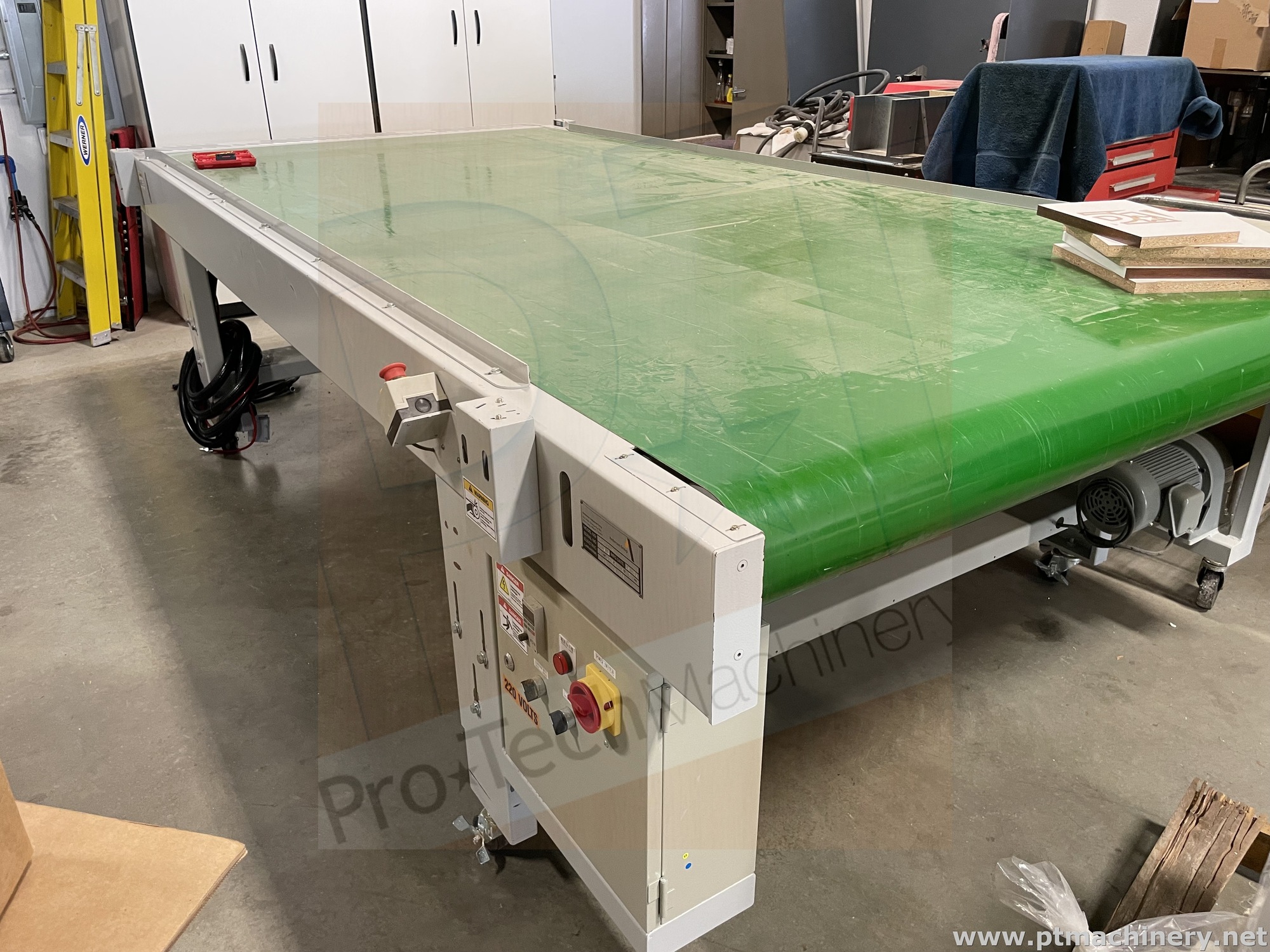 2019 ANDERSON AMERICA 5x10 Auto Conveyor Table Routers | Pro Tech Machinery